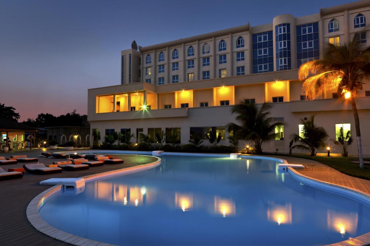 Azalai Hotel Cotonou Bagian luar foto
